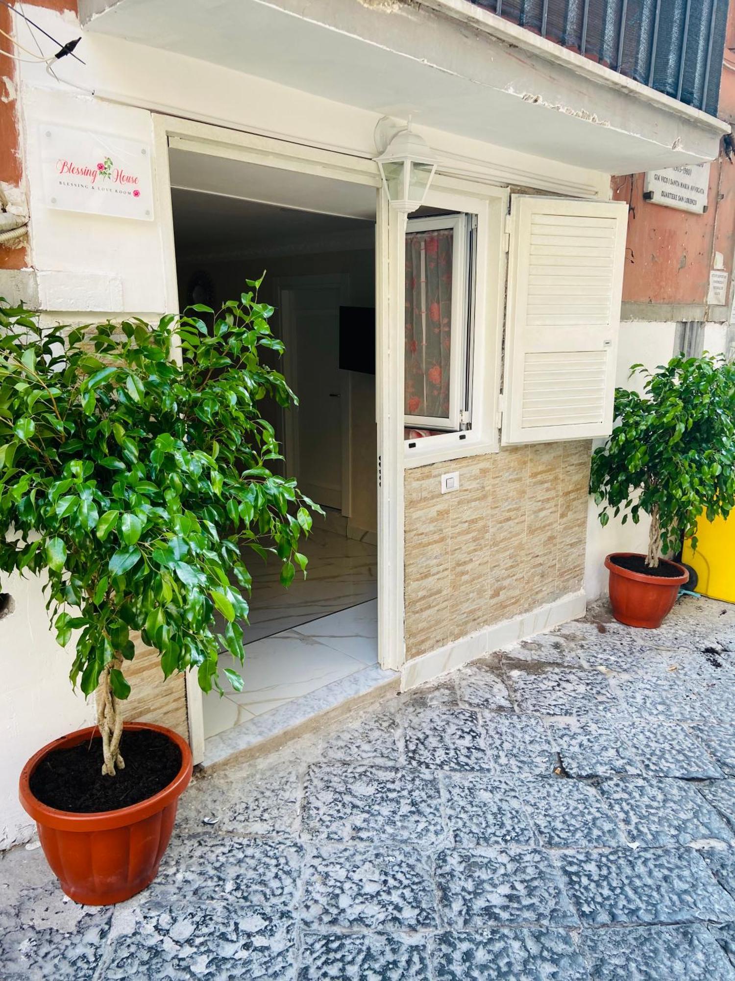 Blessing House Nápoles Exterior foto